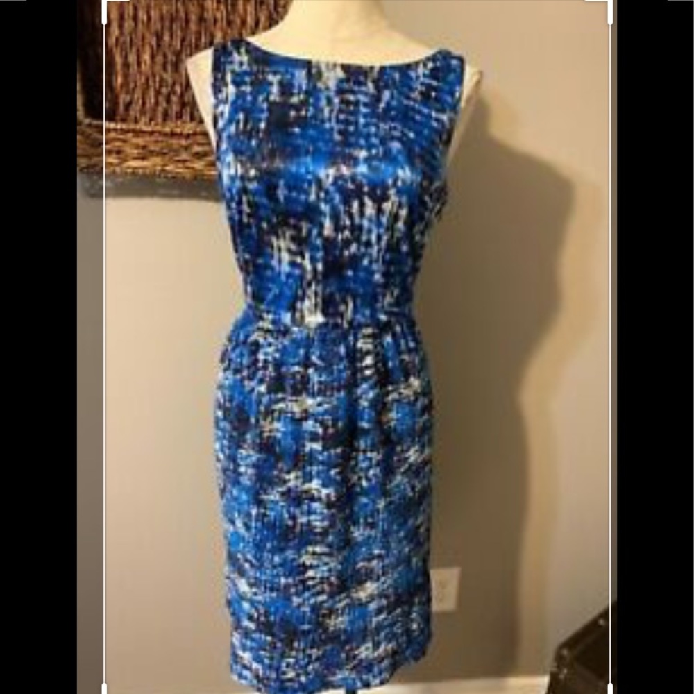 Ann Taylor blue pattern dress